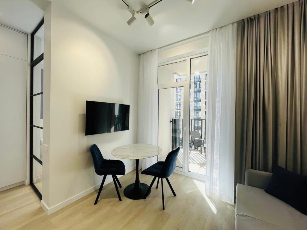 Modern Apartment In The Old Town Kiev Exterior foto
